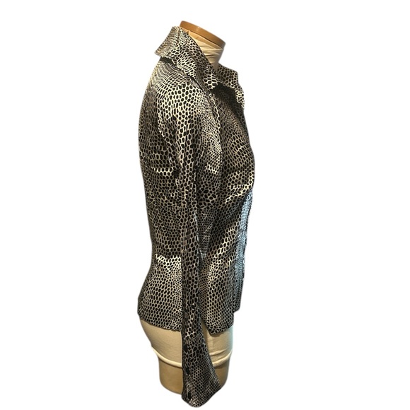 Bebe Silk Black and White Monochrome Dotted Button Down Blouse Size Small - Picture 4 of 10